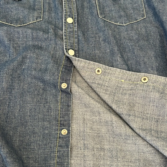 **5 MORE DAYS TO MAKE AN OFFER** Millau button down jean shirt - Picture 8 of 10
